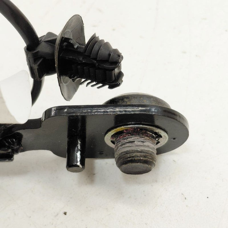 Passenger Right Front Seat Belt Buckle Latch Fits 21-25 Chevy Trailbla