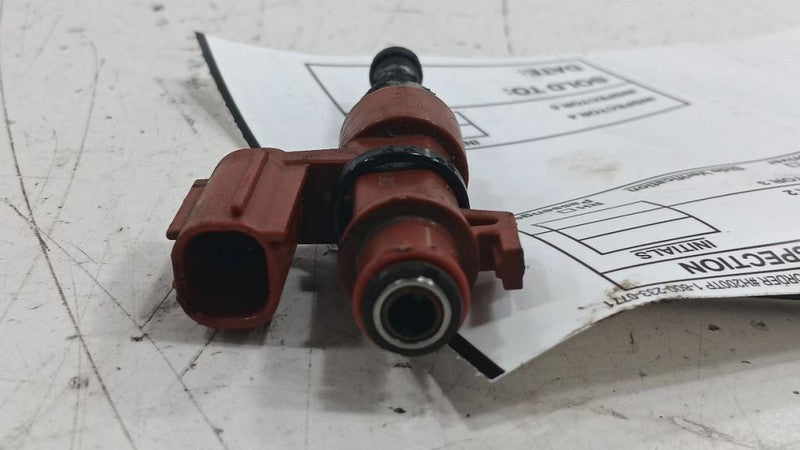 Fuel Injection Injector Upper Port Fits 07-09 LEXUS LS460 OEM