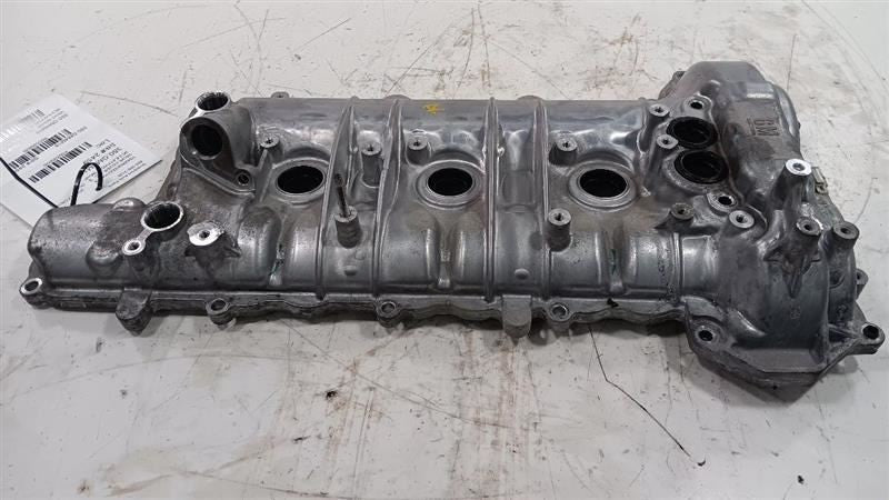 Buick Lacrosse Passenger Right Rear Engine Cylinder Head Valve Cover  