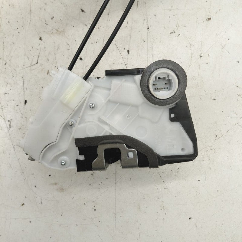 Toyota Prius Door Latch Lock Right Passenger Front  2022 2021 2020