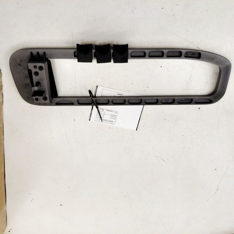 Jeep Cherokee Driver Left Side Quarter Cargo Trunk Handle {1ZW61TRMAC}