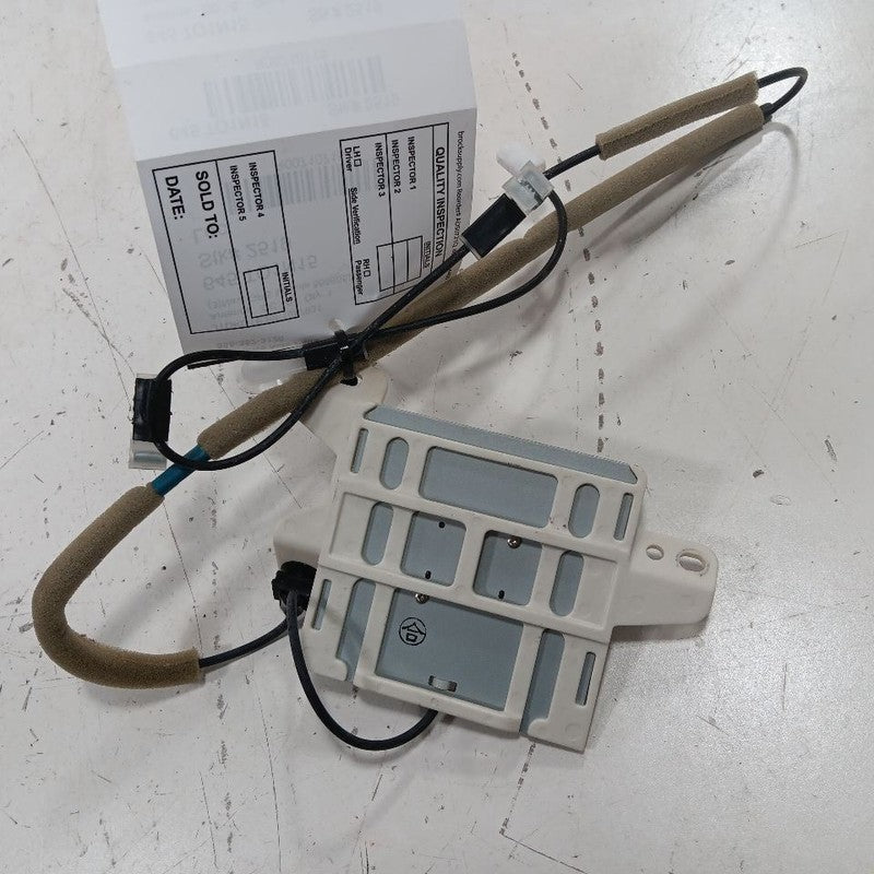 Toyota Prius C Navigation GPS Antenna Module {8686052201} 2017 2016 2015 2014 