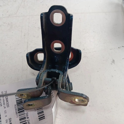 Buick Encore Door Hinge Set Left Rear  2017 2018 2019 2020