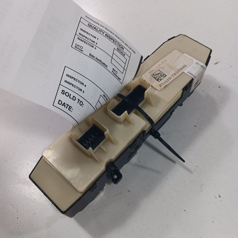 Front Driver's Door Master Lock and Window Switch Fits 16-18 Kia Soren