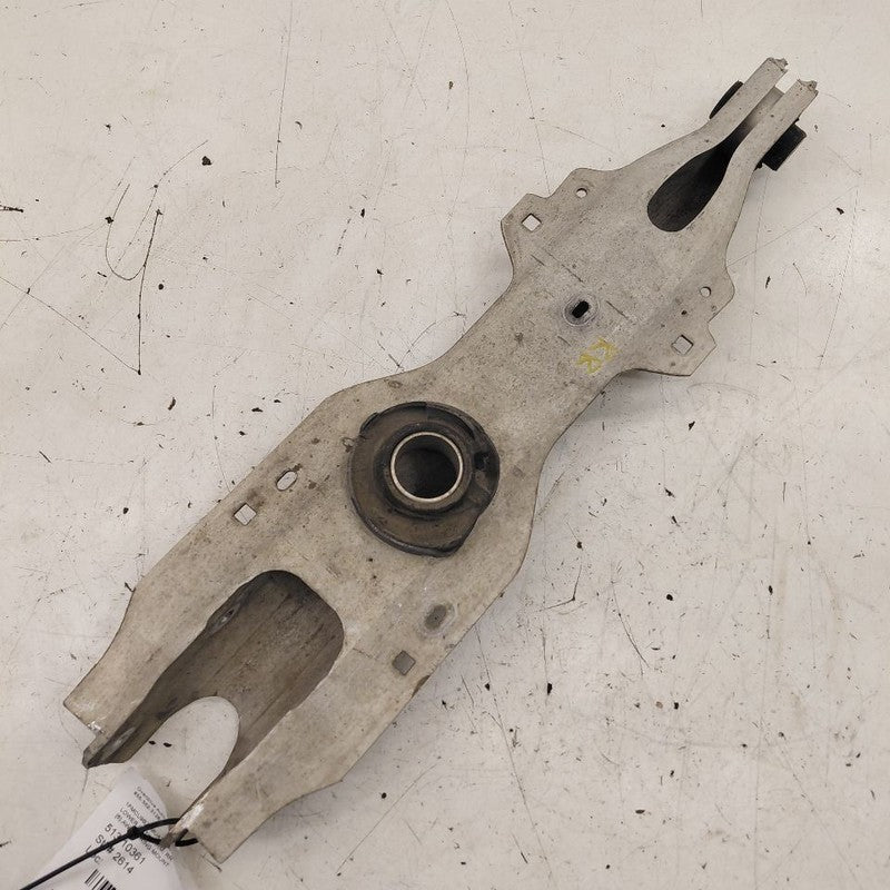 Lower Control Arm Rear Locating Spring Mount Arm Fits 20-25 Ford Escap