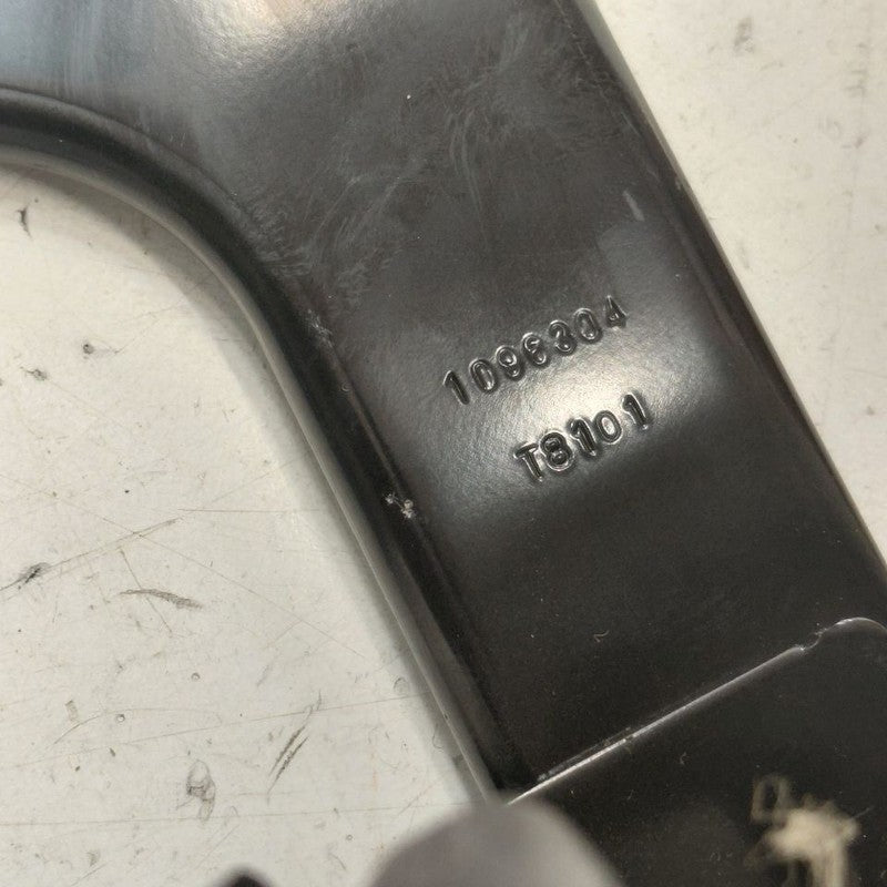 Mitsubishi Outlander   Seat Belt Strap Retractor Center Middle Rear Ba