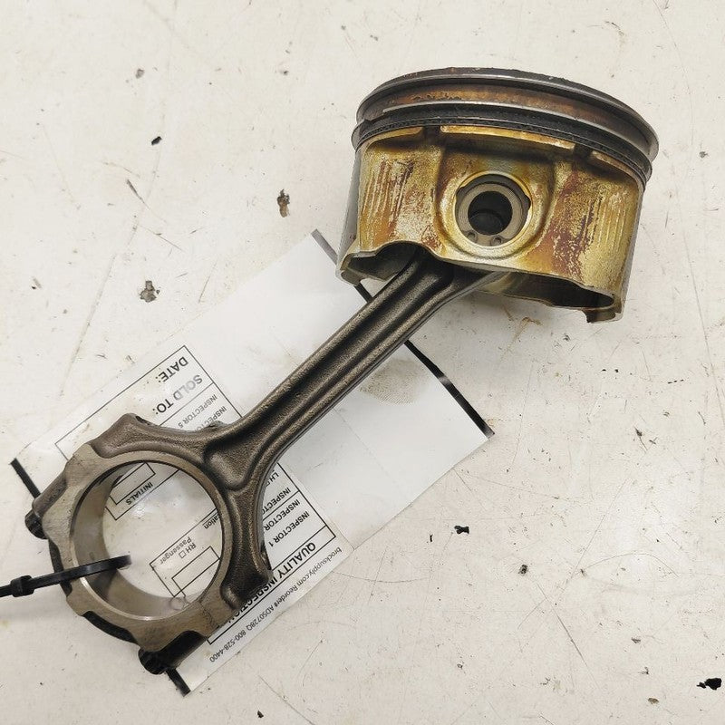 Nissan Rogue Single Piston With Connecting Rod   2.5 2017 2018 2019 OE