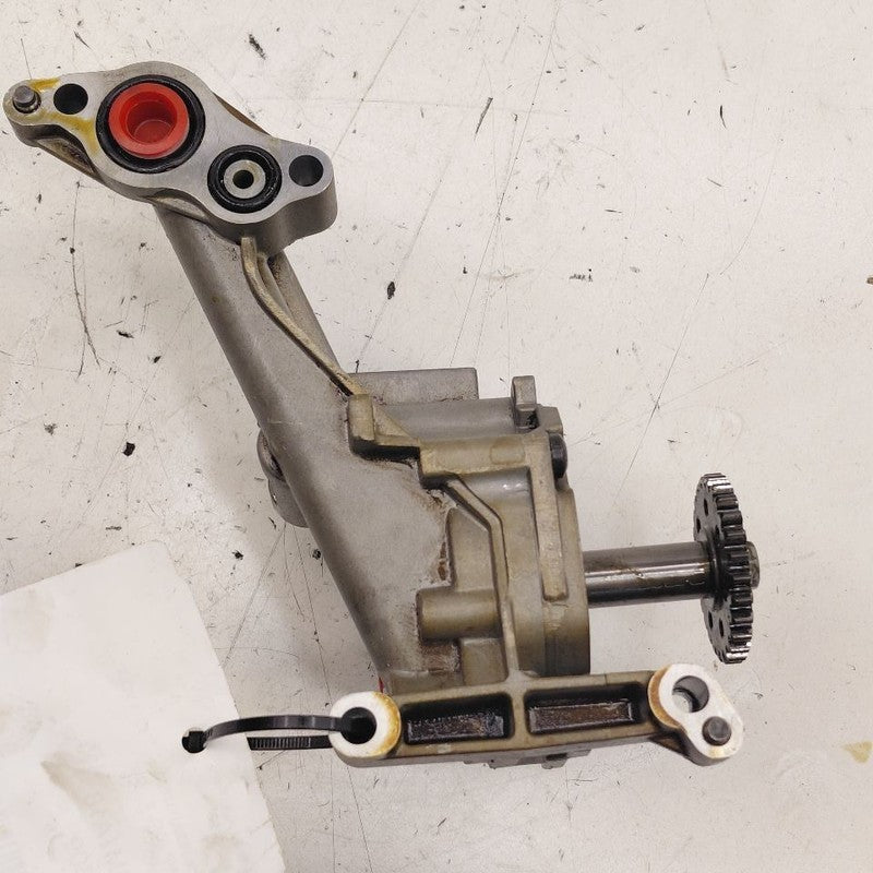 Chevy Volt Engine Oil Pump  1.5 2019 2018 2017 2016