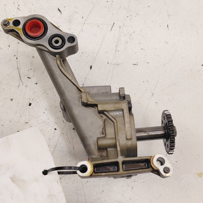 Chevy Volt Engine Oil Pump  1.5 2019 2018 2017 2016