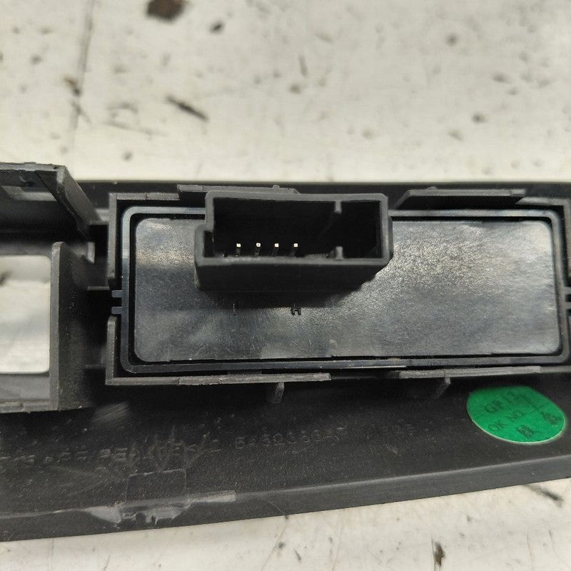 Cadillac CT6 Info Switch {62533860} 2018 2017 2016