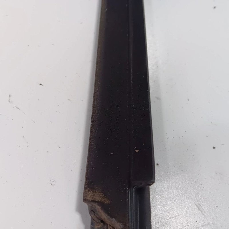Jeep Compass Door Glass Window Weather Strip Trim Rear Right Passenger