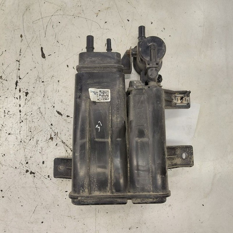 Hyundai Santa Fe Fuel Vapor Canister Charcoal Evaporator Can  2019 202