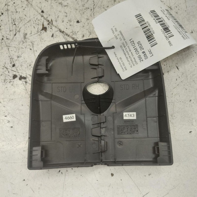 Chevy Trax Rear View Mirror Trim {95304660} 2022 2021