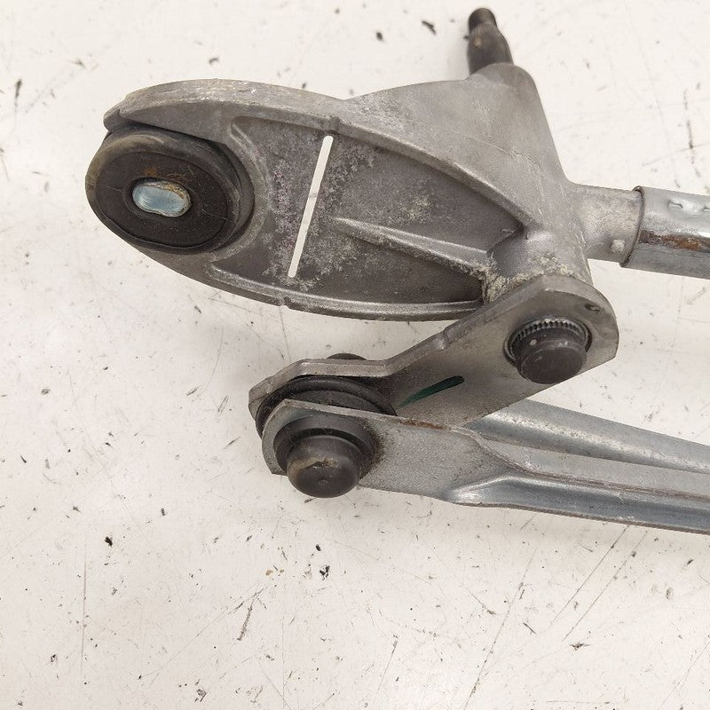 Windshield Wiper Transmission Linkage Fits 20-24 Ford Escape