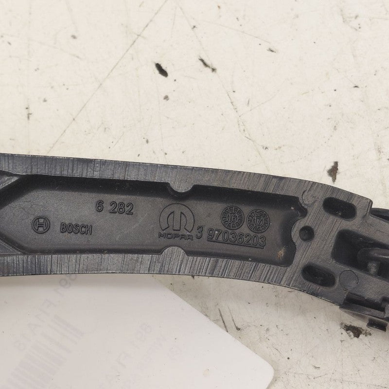 2018 Fiat 500 X Model Windshield Wiper Arm Left Driver
