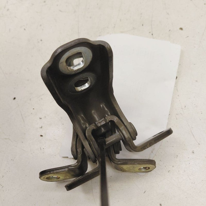Cadillac XTS Door Hinge Set Left Front Driver      2016 2017 2018