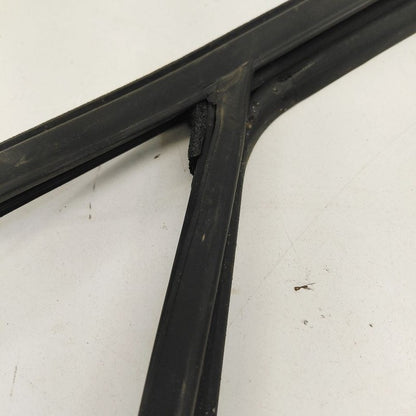 Chevy Trailblazer Door Glass Window Seal Rubber Left Driver Front 2023