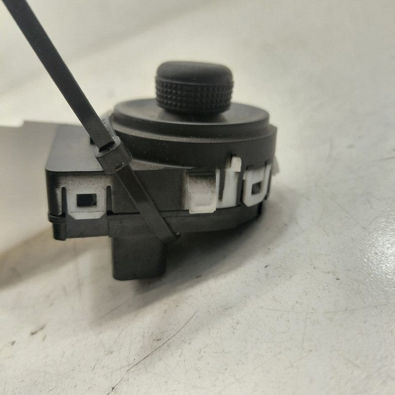 Driver Front Door Mirror Switch Fits 21-22 Buick Encore