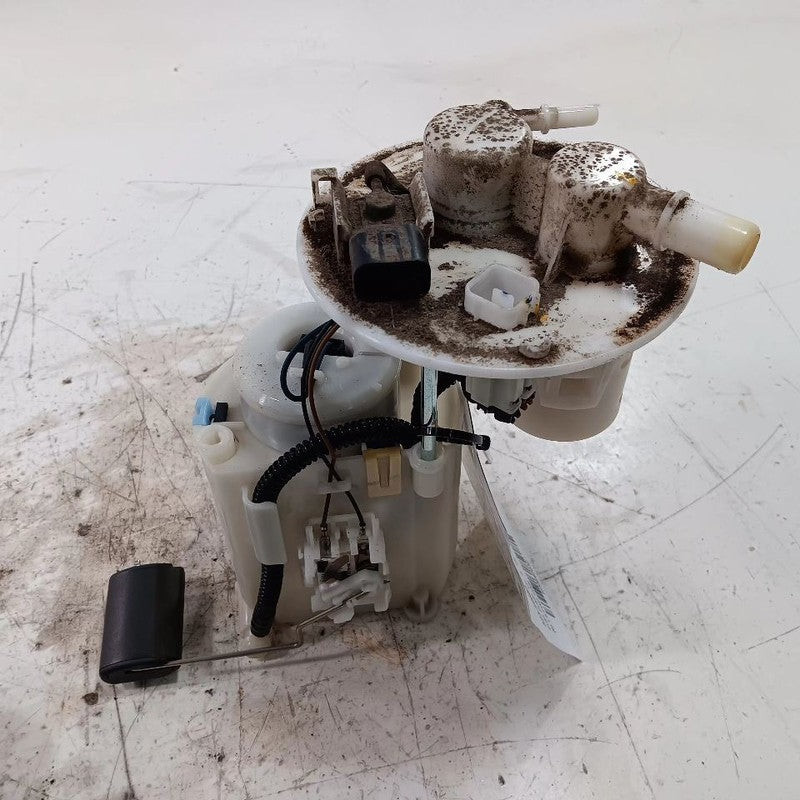 Gas Fuel Pump Assembly Tank Mounted Fits 15-17 Hyundai Accent