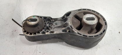 GMC Acadia Engine Motor Mount Right Passenger 2009 2010 2011 2012 OEM