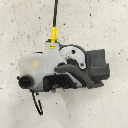 Chevy Trax Door Latch Lock Right Passenger Rear  2022 2021