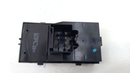 Chevy Malibu Power Window Switch Right Passenger Front 2015 