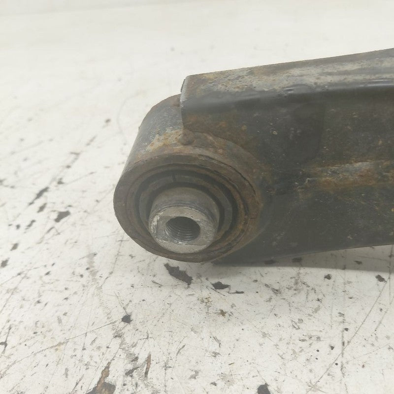 Left Rear Lower Control Arm Spring Seat Fits 19-20 Hyundai Santa Fe