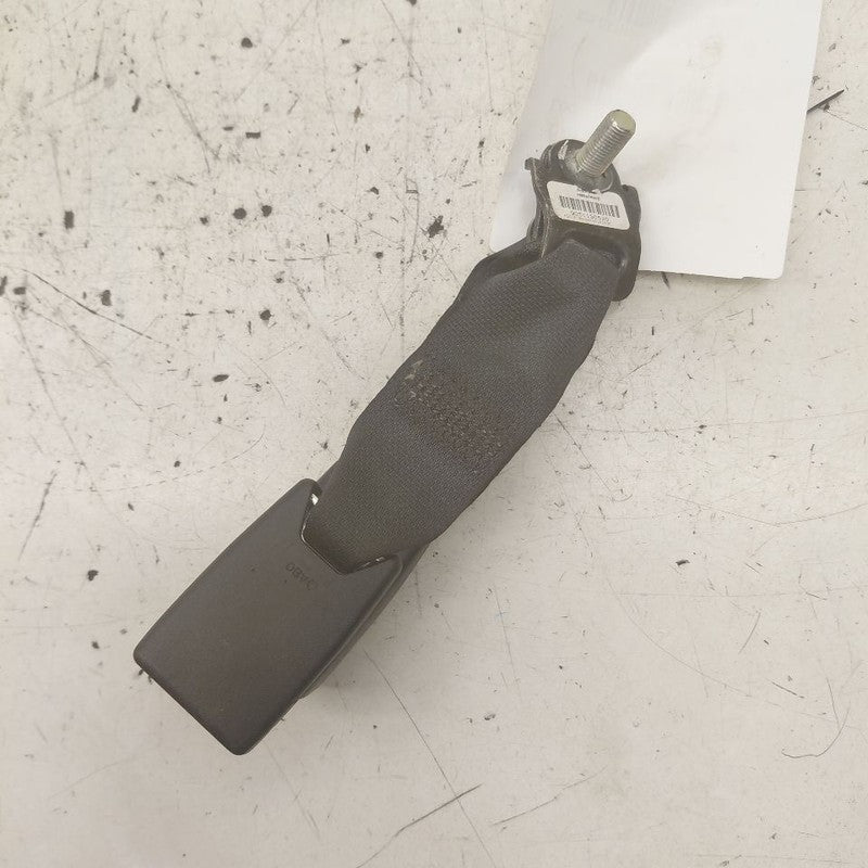 Nissan Versa Seat Belt Buckle Latch Right Passenger Rear Back  2019 20
