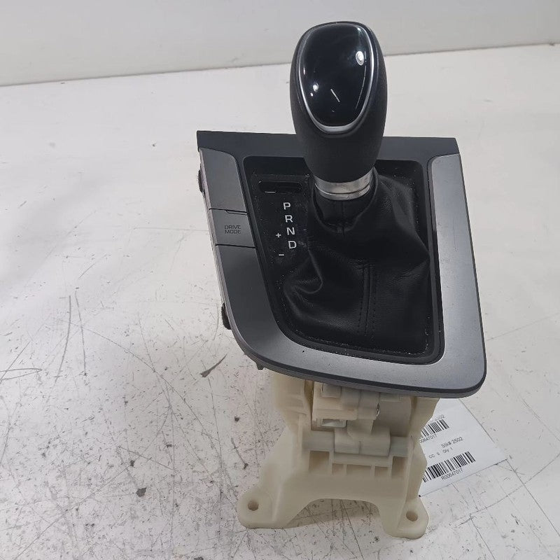 Hyundai Elantra Transmission Gear Shifter  2017 2018 2019 2020