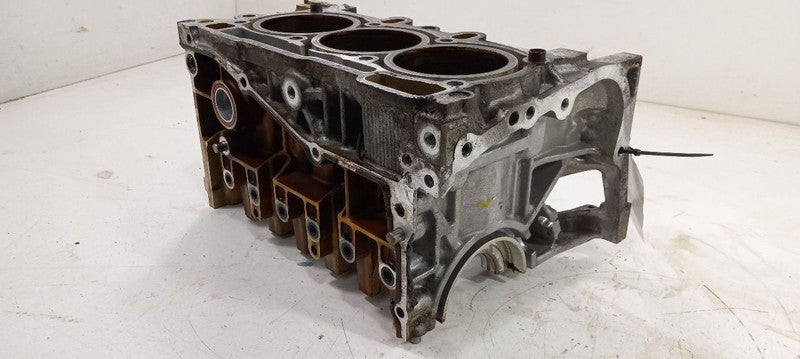 11010AB172 Cylinder Block Left 3.6L Fits 10-14 TRIBECA 