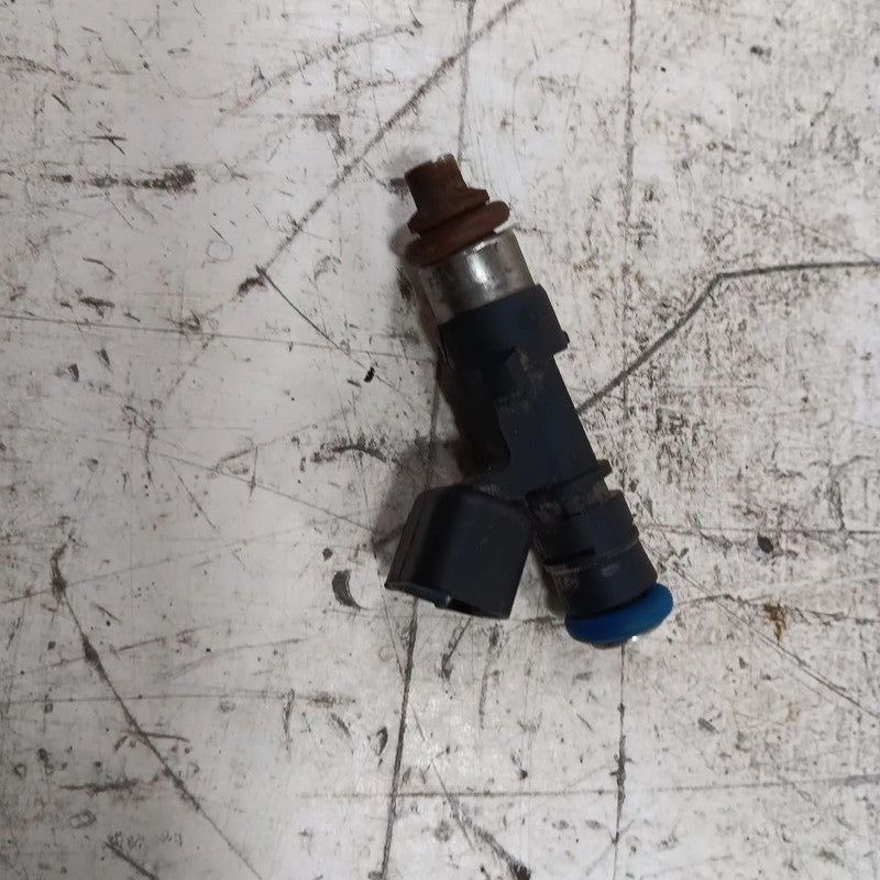 Fuel Injection Injector 1.6L Without Turbo Fits 11-19 Ford Fiesta OEM