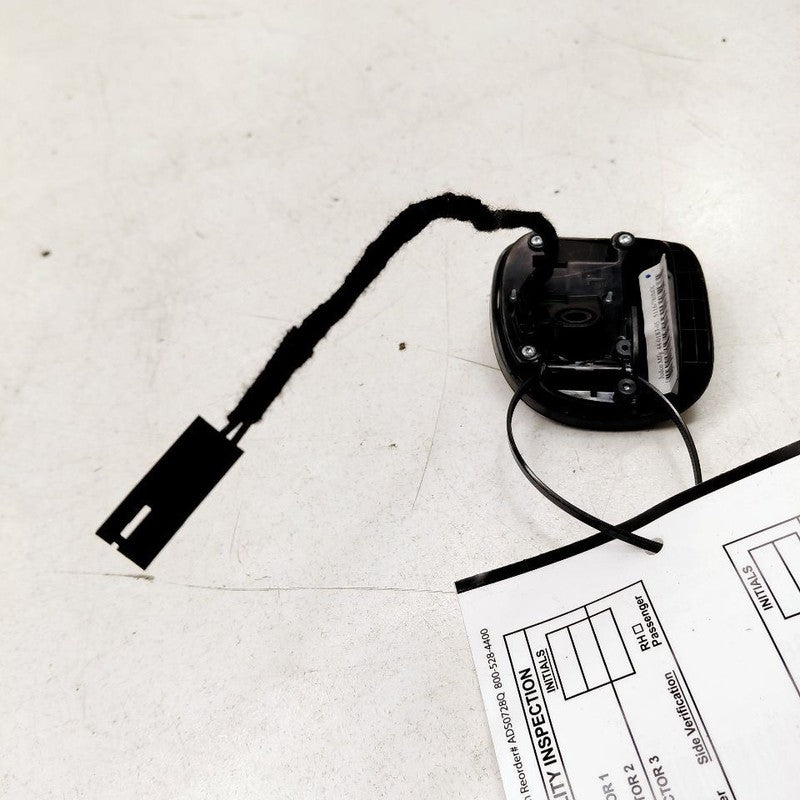Jeep Cherokee Driver Left Steering Wheel Radio Control Switch 2015 201