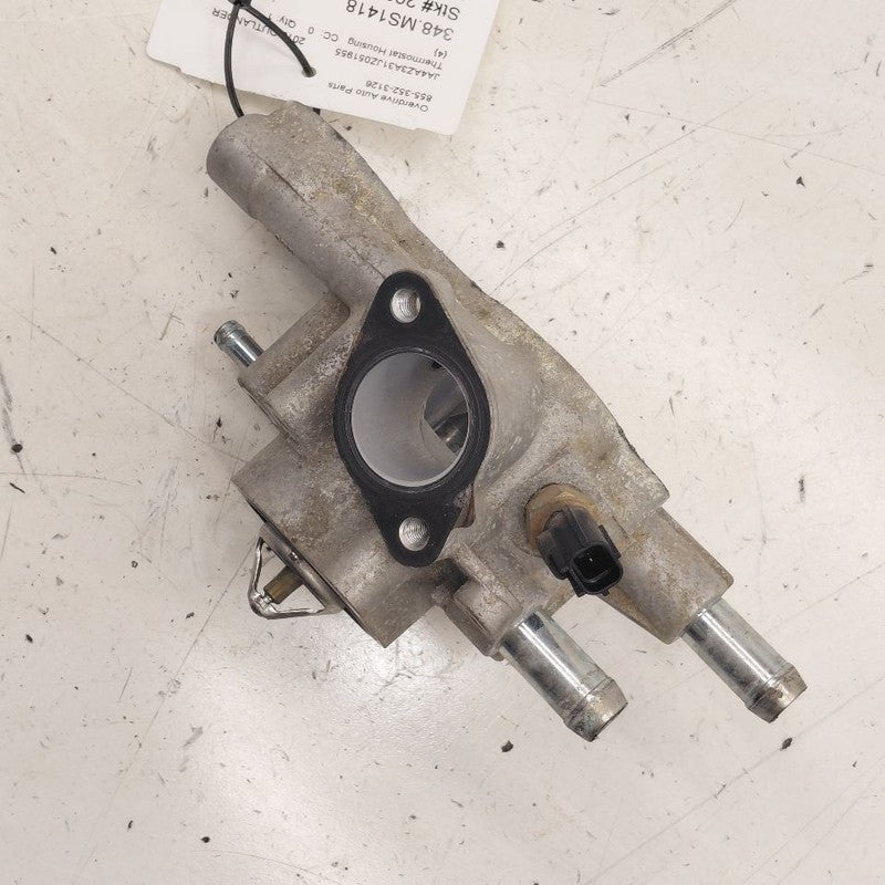 Mitsubishi Outlander   Thermostat Housing Mount Bracket  2018 2017 201