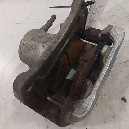 Passenger Right Front Brake Caliper Fits 19-23 Jeep Renegade OEM