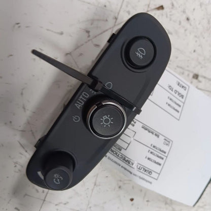 Buick Encore Headlight Switch Head Light Lamp  2018 2019 2020