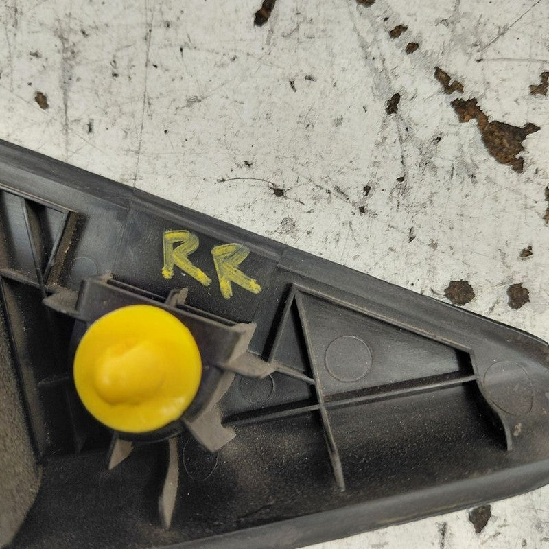 Kia Sorento Passenger Right Rear Interior Door Window Corner Trim 2018