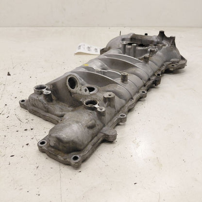 Cadillac CT6 Passenger Rear Engine Cylinder Head Valve Cover  2018 201