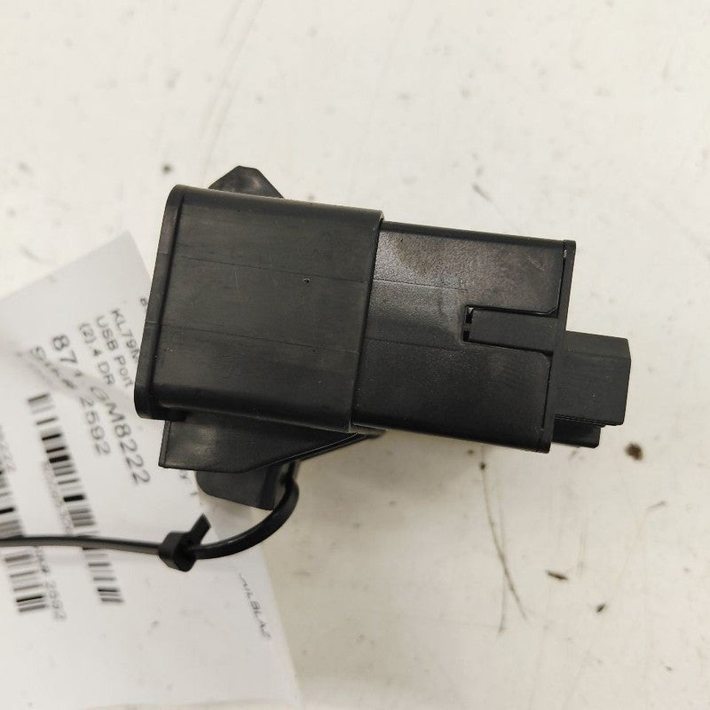 Chevy Trailblazer USB Plug In Hub Port  2023 2022 2021
