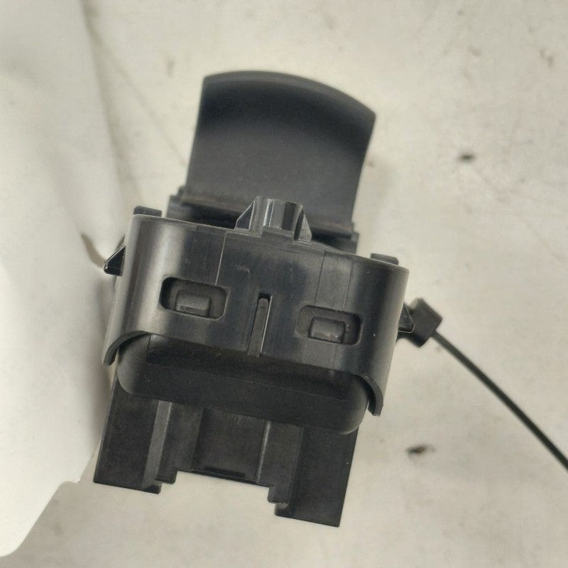 Chevy Volt Power Window Switch Right Passenger Rear  2016 2017 2018 20