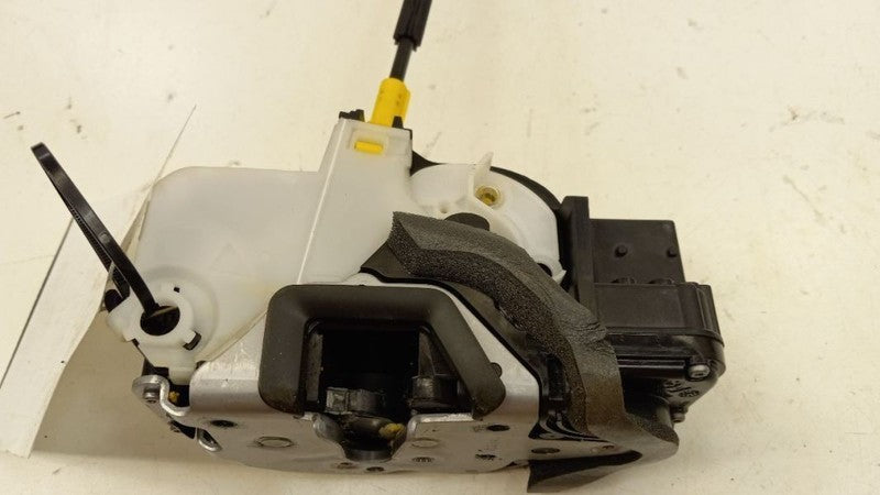Chevy Malibu Door Latch Lock Right Passenger Front 2013 2014 2015 2016