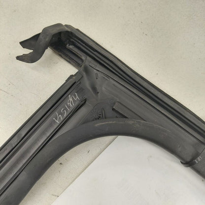 2018 Fiat 500 X Model Door Glass Window Seal Rubber Right Passenger Re
