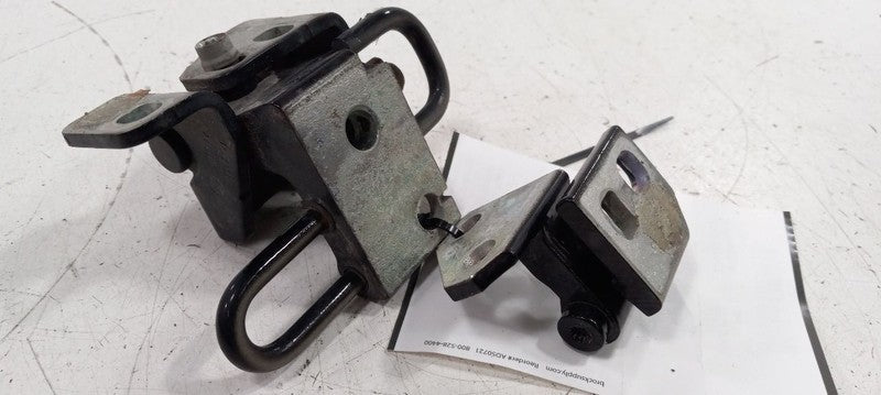 Volkswagen Rabbit Door Hinge Set Right Rear Passenger 2006 2007 2008 2