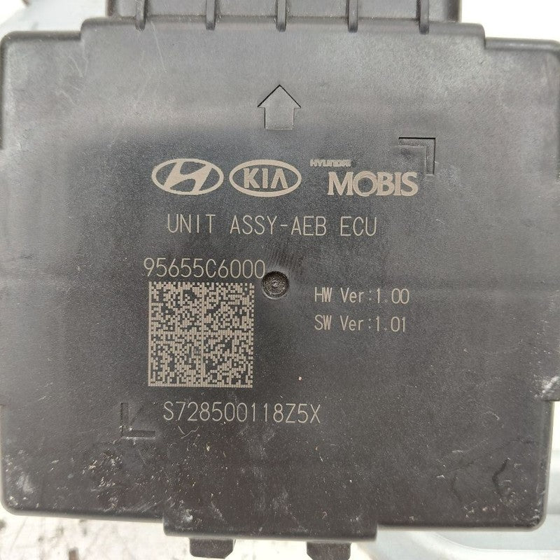Driver Assist Automatic Braking Control Module Fits 17-18 Kia Sorento
