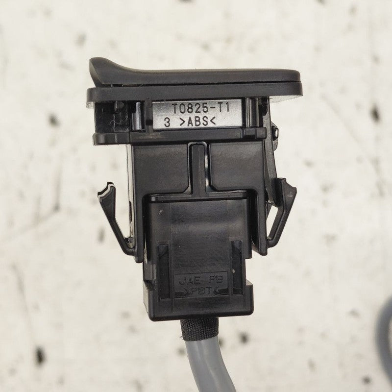 Mitsubishi Mirage USB Plug In Hub Port  2024 2023 2022 2021