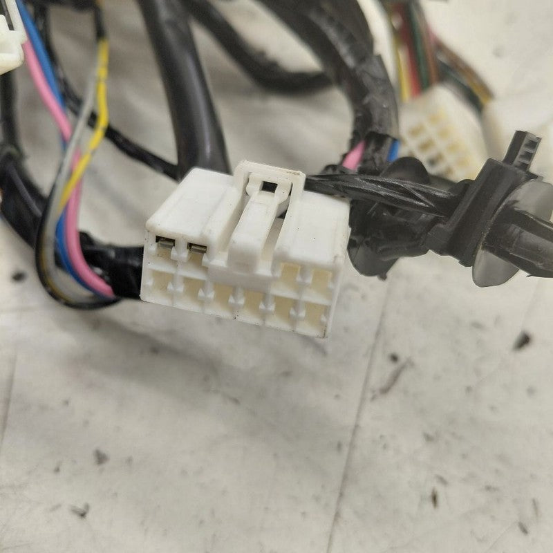 Mitsubishi Outlander   Door Harness Wire Wiring Right Passenger Front 