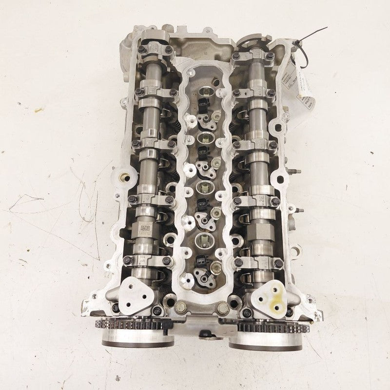 Engine Cylinder Head Fits 16-19 Chevy Volt OEM