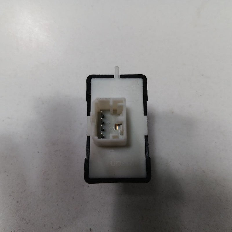 Fiat 500 Power Window Switch Right Passenger Front  2016 2017 2018 OEM