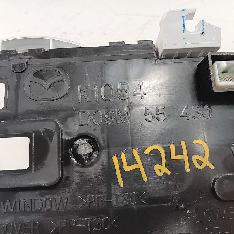 Speedometer Gauge Cluster ID DD5D-55-430G Thru N Fits 16-17 MAZDA CX-3