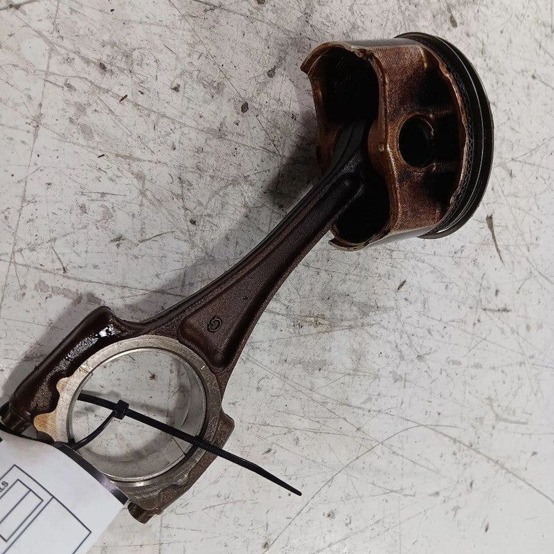 Mazda CX-5 2.5 Single Piston With Connecting Rod   2013 2014 2015 2016