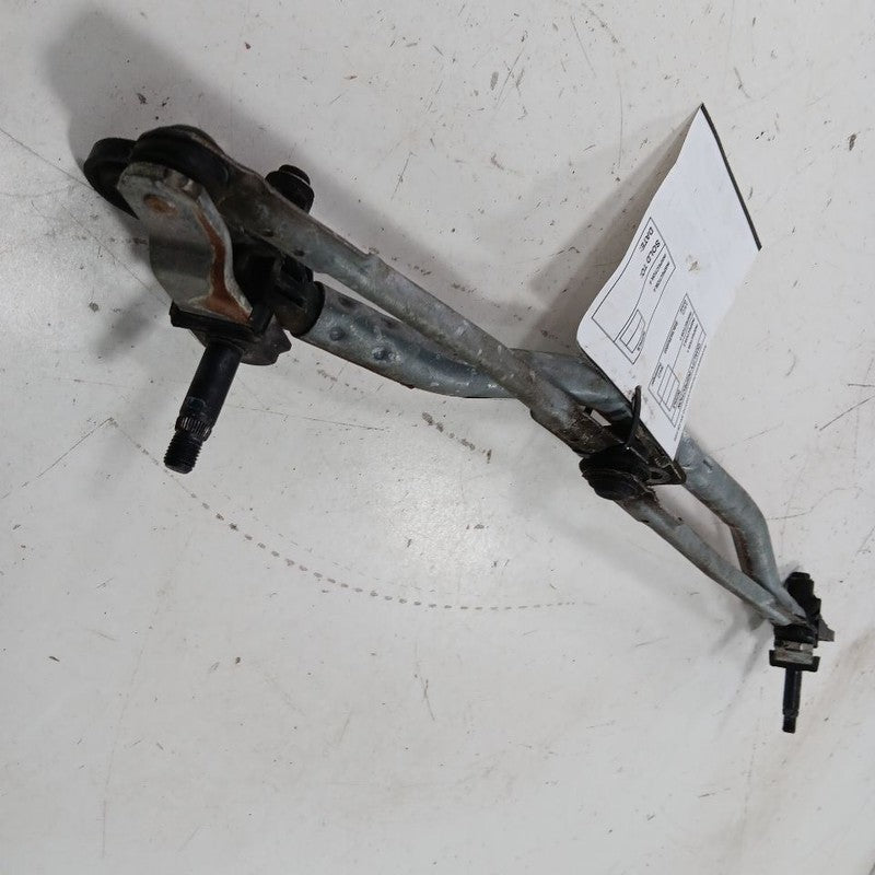 Jeep Renegade Windshield Wiper Transmission Linkage  2021 2020 2019 OE